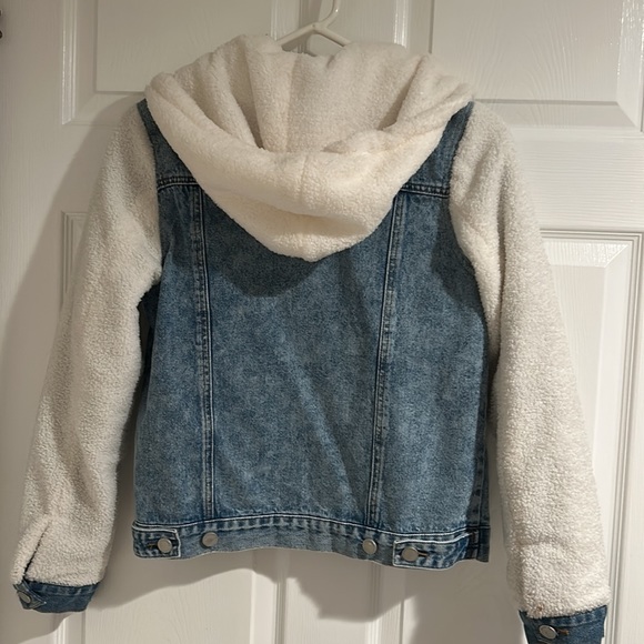 BlankNYC denim Sherpa jacket with removable hood size xs - Picture 4 of 5
